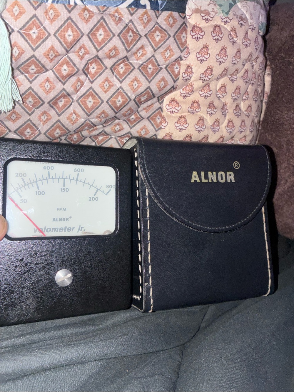 ALNOR Black Analog Velometer Jr. with Carry Case